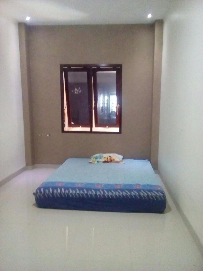 Bintara Jaya Yemima Guest House Bekasi Ngoại thất bức ảnh