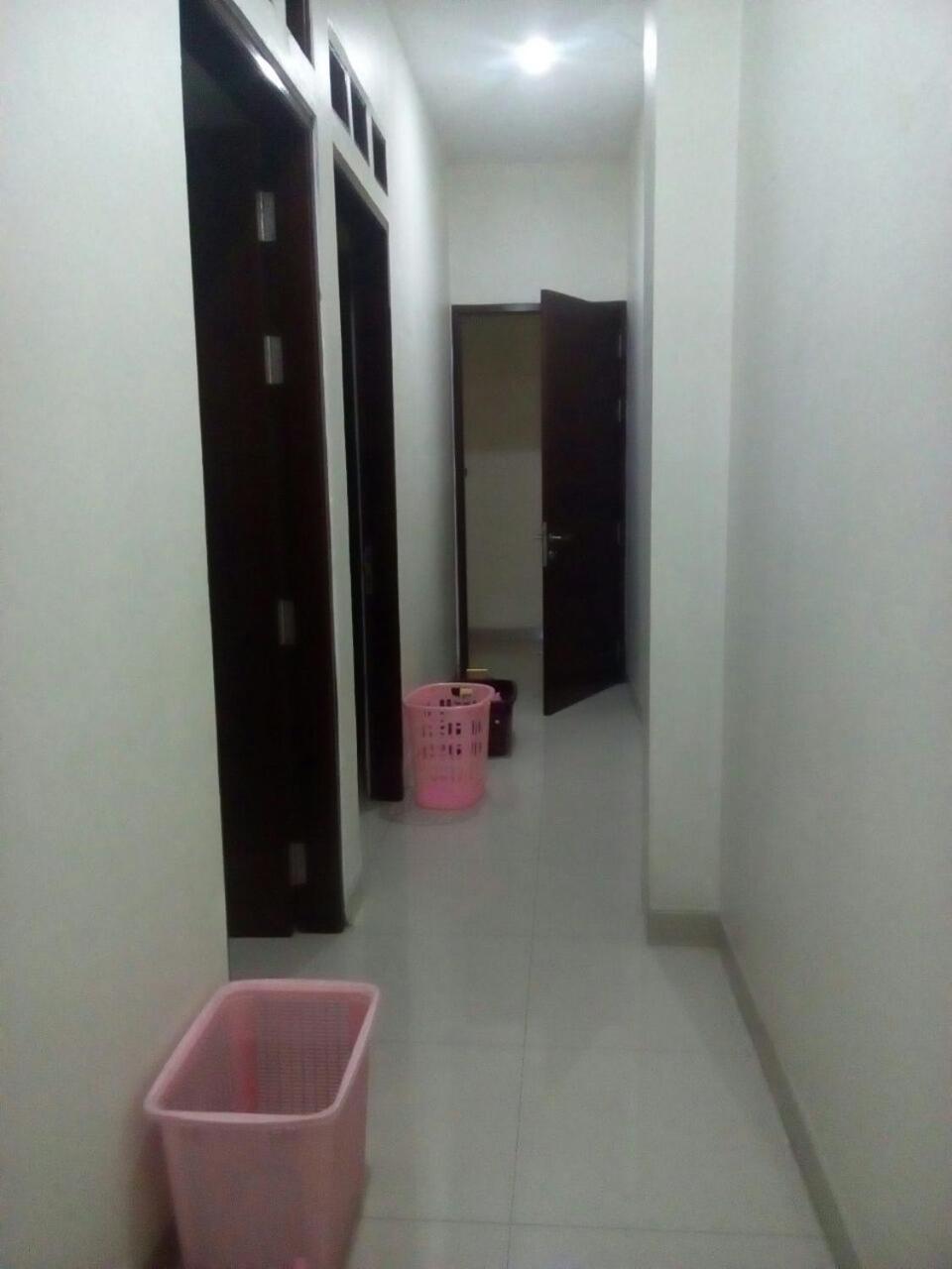 Bintara Jaya Yemima Guest House Bekasi Ngoại thất bức ảnh